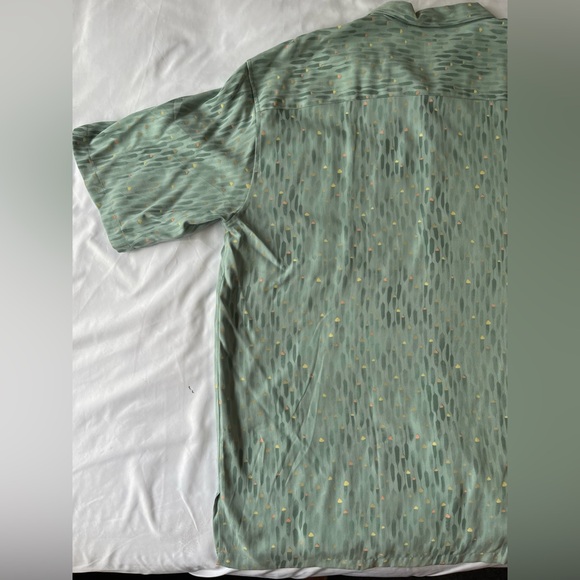 NWT Silk Shirt Tori Richard SS feather pattern shinny buttons Cruise wear 2XL - Picture 9 of 10